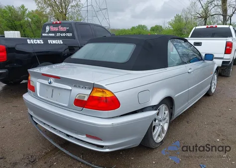 2002 BMW 325Ci z USA, uszkodzony, nr VIN WBABS33462JY43617